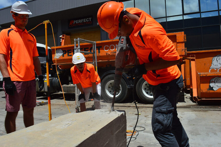 Construction Labourer Jobs in Canada With Free Visa Sponsorship | Eligibility + Application